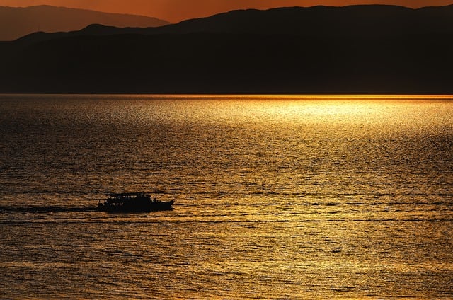 Free download boat mountains sunlight sparkle free picture to be edited with GIMP free online image editor