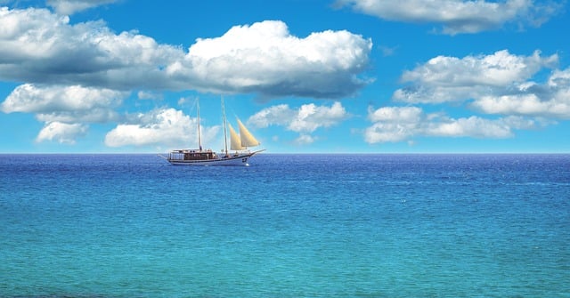 Kostenloser Download Boot Meer Himmel Wolken Horizont kostenloses Bild zur Bearbeitung mit dem kostenlosen Online-Bildeditor GIMP
