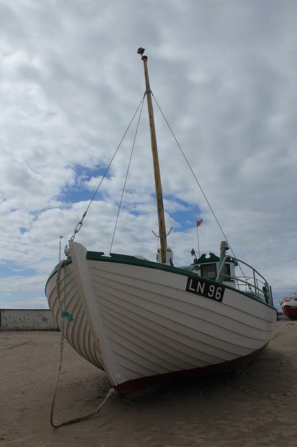 Download grátis Boat Ship Shipping - foto ou imagem gratuita a ser editada com o editor de imagens online do GIMP