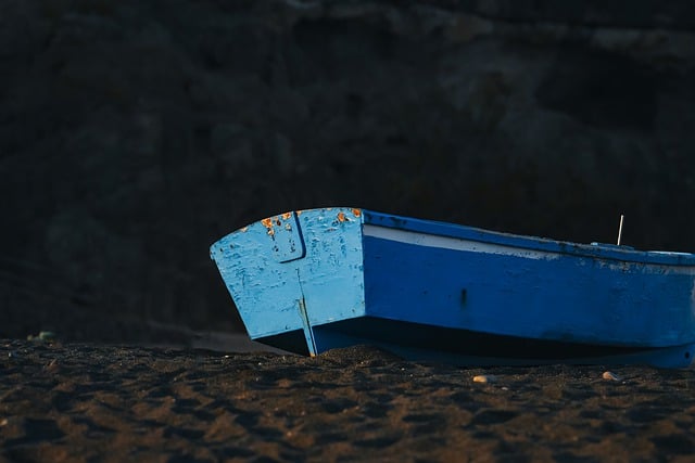 Free download boat stranded beach fishing boat free picture to be edited with GIMP free online image editor