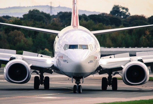 Scarica gratis boeing 737 aereo aereo foto gratis da modificare con GIMP editor di immagini online gratuito