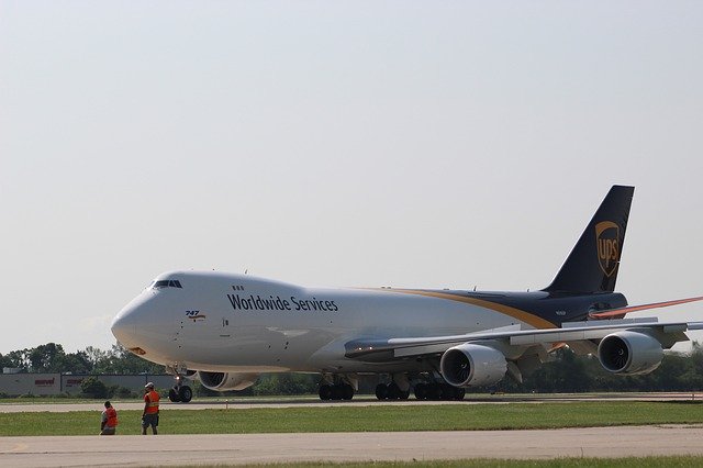قم بتنزيل Boeing 747-8F Turbine مجانًا - صورة أو صورة مجانية ليتم تحريرها باستخدام محرر الصور عبر الإنترنت GIMP
