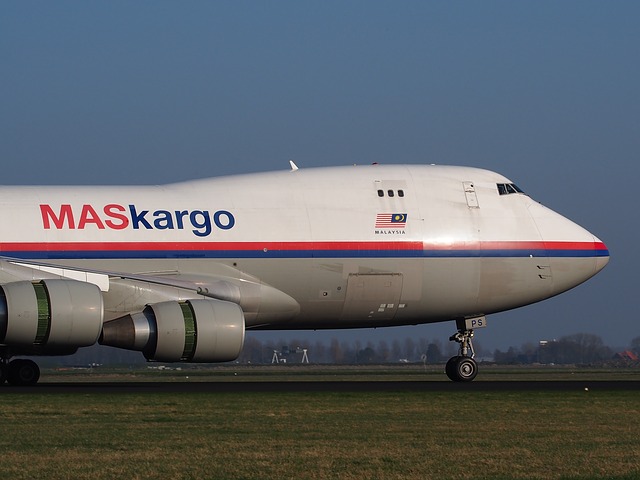 Free download boeing 747 jumbo jet free picture to be edited with GIMP free online image editor