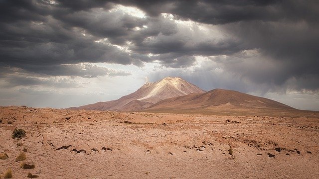 Template Photo Bolivia Salar De Uyuni Mountain -  for OffiDocs
