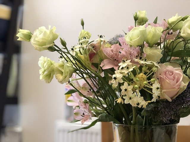 Gratis download Bouquet Roses - gratis foto of afbeelding die u kunt bewerken met de online afbeeldingseditor van GIMP