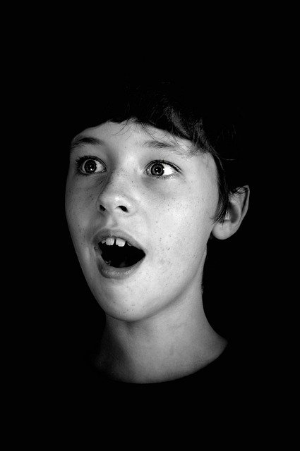 تحميل مجاني فتى دهشة مفاجأة مجانية الصورة ليتم تحريرها باستخدام محرر الصور المجاني على الإنترنت GIMP