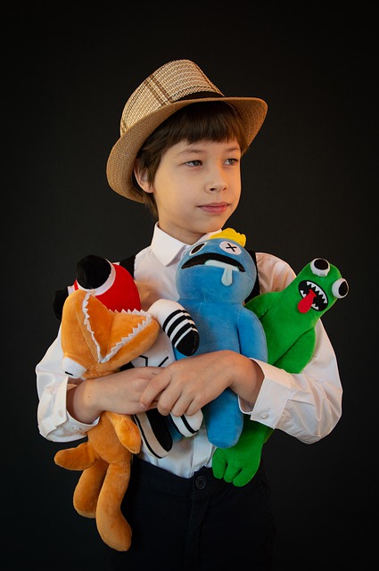 Free download boy child toys hat rainbow friends free picture to be edited with GIMP free online image editor