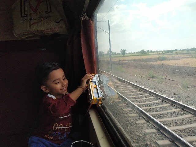 تنزيل Boy Train Toy مجانًا - صورة مجانية أو صورة لتحريرها باستخدام محرر الصور عبر الإنترنت GIMP