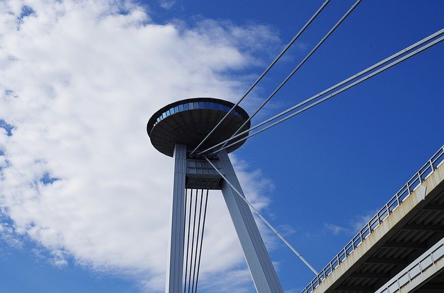 Безкоштовно завантажте Bratislava Slovakia Ufo - безкоштовну фотографію або зображення для редагування за допомогою онлайн-редактора зображень GIMP