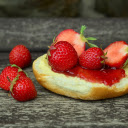 Bread and strawberries  screen for extension Chrome web store in OffiDocs Chromium