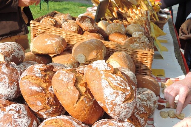 Descărcare gratuită Bread FarmerS Market Crust - fotografie sau imagini gratuite pentru a fi editate cu editorul de imagini online GIMP