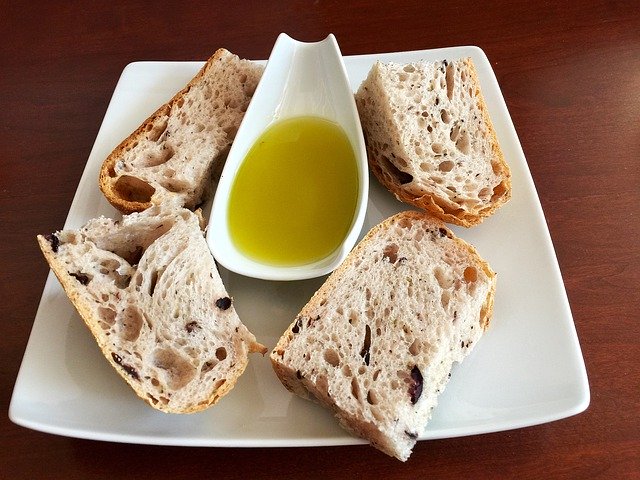 دانلود رایگان Bread Olive Oil Healthy - عکس یا عکس رایگان رایگان قابل ویرایش با ویرایشگر تصویر آنلاین GIMP