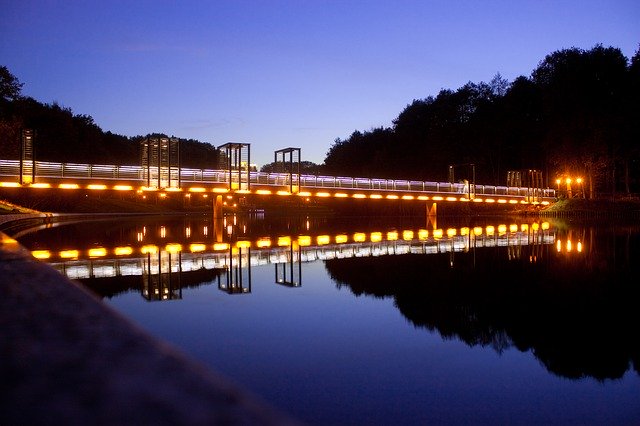 הורדה חינם Bridge Evening River - תמונה או תמונה בחינם לעריכה עם עורך התמונות המקוון GIMP