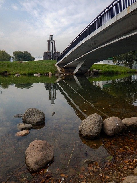 Kostenloser Download Brücke Minsk Weißrussland - kostenloses Foto oder Bild zur Bearbeitung mit GIMP Online-Bildbearbeitung