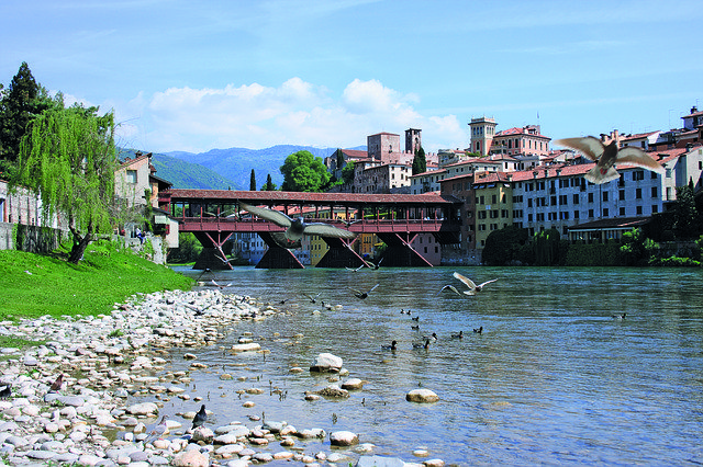 Bezpłatne pobieranie Bridge On The River Brenta Bassano - darmowe zdjęcie lub obraz do edycji za pomocą internetowego edytora obrazów GIMP