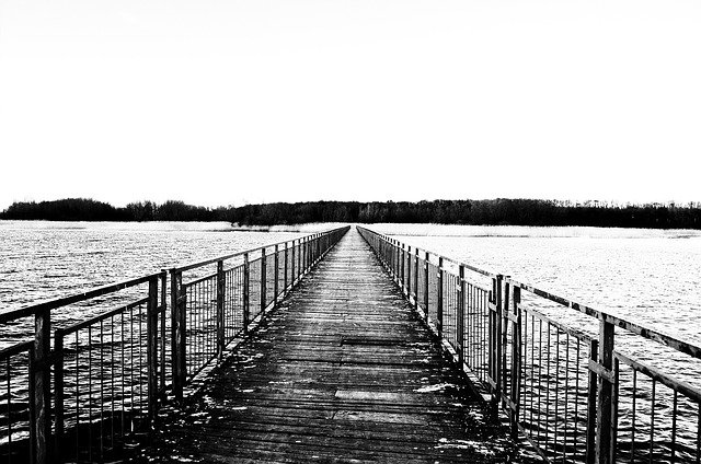 Bezpłatne pobieranie Bridge Water Architecture - bezpłatne, bezpłatne zdjęcie lub obraz do edycji za pomocą internetowego edytora obrazów GIMP