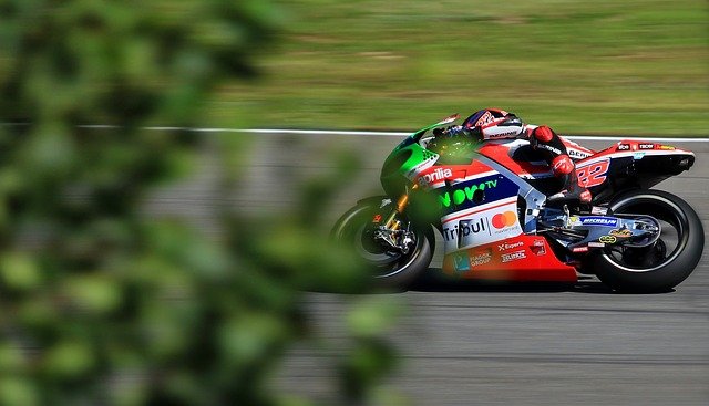 Free download brno motogp sam lowes aprilia race free picture to be edited with GIMP free online image editor