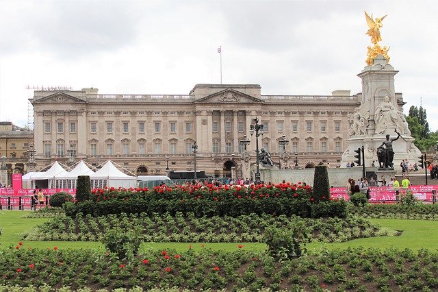 Download grátis do Palácio Real de Buckingham - foto ou imagem grátis para ser editada com o editor de imagens online GIMP