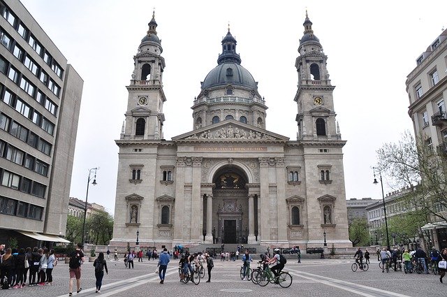 Baixe gratuitamente a Igreja Basílica de Budapeste - foto ou imagem gratuita a ser editada com o editor de imagens online do GIMP