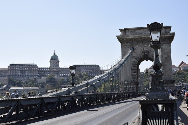 Download gratuito Budapest Bridge Ungheria - foto o immagine gratis da modificare con l'editor di immagini online GIMP