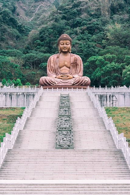 Free download buddha buddhism pagoda tourism free picture to be edited with GIMP free online image editor