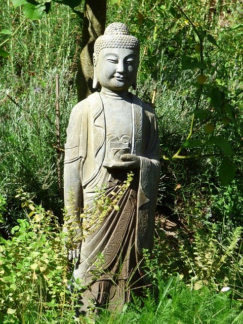 Descarga gratuita del monasterio de la estatua de Buda: foto o imagen gratuita para editar con el editor de imágenes en línea GIMP