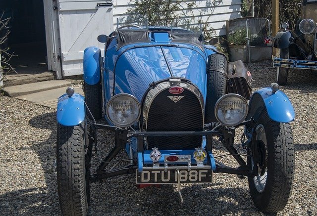 Descărcare gratuită Bugatti Classic Nostalgic - fotografie sau imagini gratuite pentru a fi editate cu editorul de imagini online GIMP