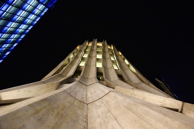 Download grátis Building Japan At Night - foto ou imagem grátis para ser editada com o editor de imagens online GIMP