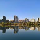 Buildings by the lake  screen for extension Chrome web store in OffiDocs Chromium