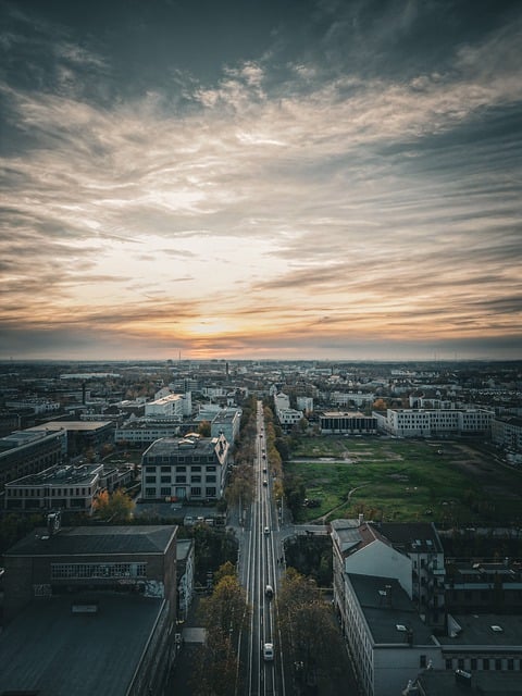 Téléchargement gratuit d'une image gratuite de bâtiments, route, ville urbaine de Leipzig, à modifier avec l'éditeur d'images en ligne gratuit GIMP