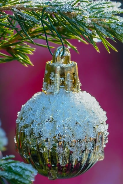 قم بتنزيل صورة bullet Christmas Balls مجانًا ليتم تحريرها باستخدام محرر الصور المجاني عبر الإنترنت من GIMP