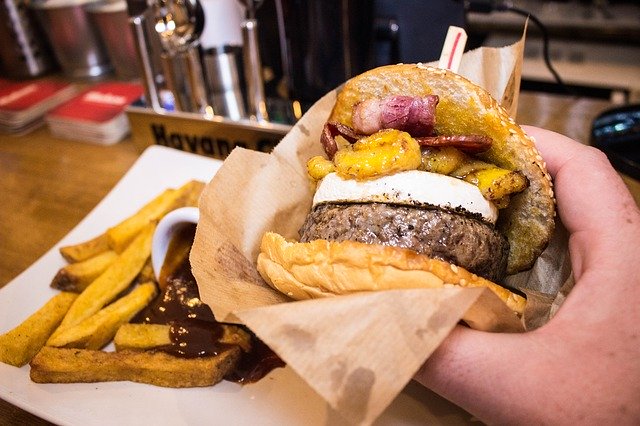 Muat turun percuma Daging Barbeku Burger - foto atau gambar percuma untuk diedit dengan editor imej dalam talian GIMP