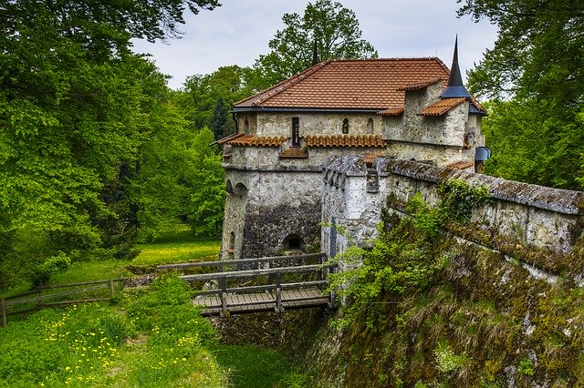 دانلود رایگان Burg Lichtenstein Castle Romantic - عکس یا تصویر رایگان قابل ویرایش با ویرایشگر تصویر آنلاین GIMP