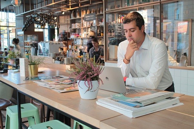 Free download businessman laptop online man male free picture to be edited with GIMP free online image editor