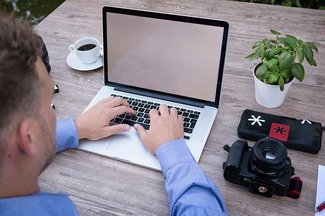 Free download business man laptop work outdoors free picture to be edited with GIMP free online image editor