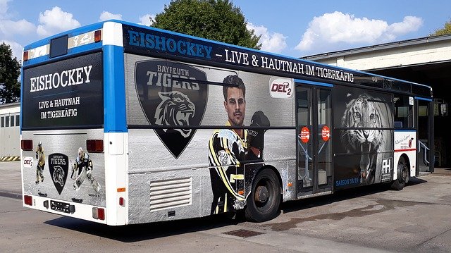 ดาวน์โหลดฟรี Bus Öpnv Bayreuth Ice - ภาพถ่ายหรือรูปภาพฟรีที่จะแก้ไขด้วยโปรแกรมแก้ไขรูปภาพออนไลน์ GIMP