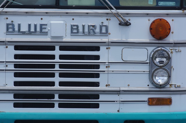 Free download bus retro a lamp vehicle nostalgic free picture to be edited with GIMP free online image editor