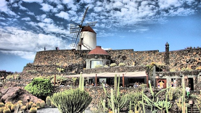 Unduh gratis Cactus Garden Lanzarote Park - foto atau gambar gratis untuk diedit dengan editor gambar online GIMP