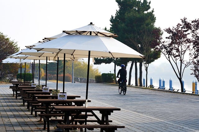 カフェ休憩自転車道の休憩所を無料でダウンロード GIMP で編集できる無料のオンライン画像エディターの無料画像