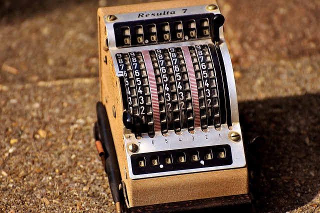 Free download calculating machine resulta old free picture to be edited with GIMP free online image editor