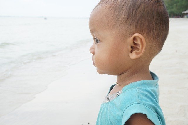Free download Cambodia Kid Sea -  free photo or picture to be edited with GIMP online image editor