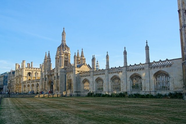 免费下载英国剑桥大学 - 使用 GIMP 在线图像编辑器编辑的免费照片或图片