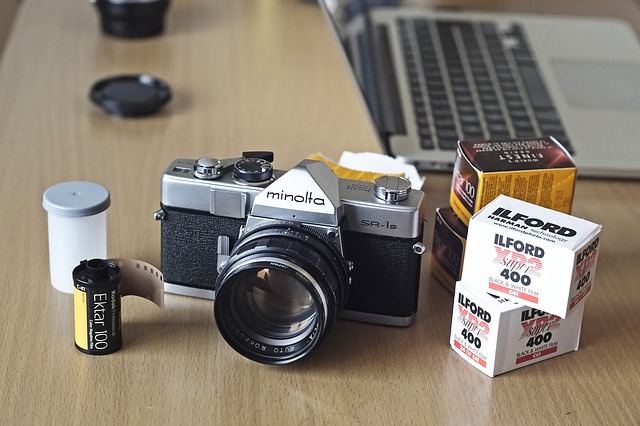 Free download camera old classic retro photo free picture to be edited with GIMP free online image editor