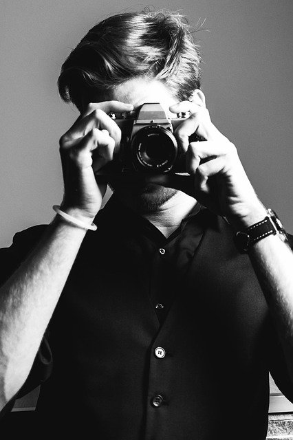 相机年轻摄影师