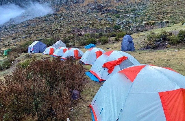 Descarga gratuita Camping Peru Andes - foto o imagen gratis para editar con el editor de imágenes en línea GIMP