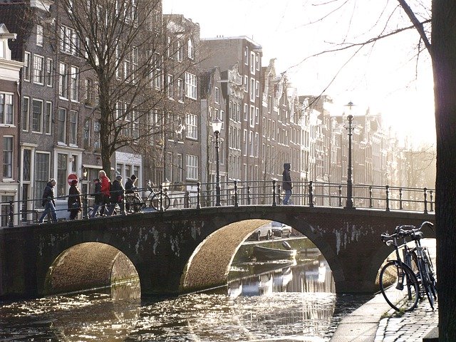 Download grátis Canals Amsterdam Bridge - foto ou imagem gratuita a ser editada com o editor de imagens online GIMP