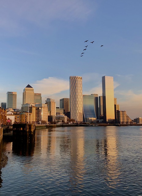 Kostenloser Download Canary Wharf River Buildings kostenloses Bild zur Bearbeitung mit GIMP kostenlosem Online-Bildbearbeitungsprogramm