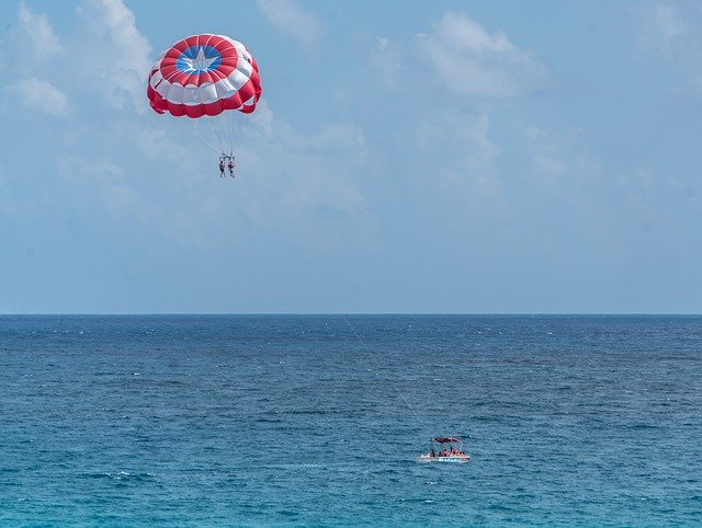 Template Photo Cancun Mexico Parasailing for OffiDocs