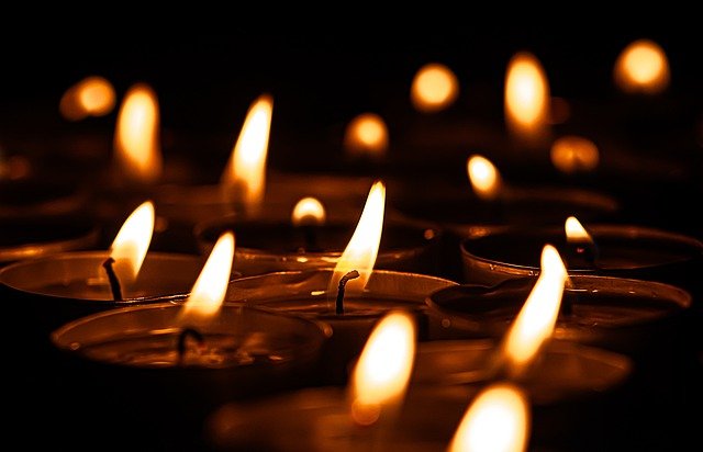 Free download candles flame light night free picture to be edited with GIMP free online image editor