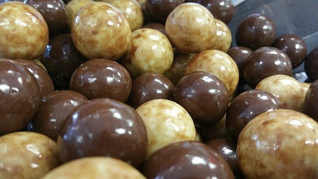 Free picture Candy Milk Balls Macro -  to be edited by GIMP free image editor by OffiDocs